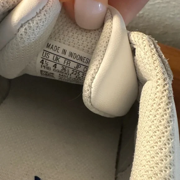 Adidas Yeezy Powerhouse - Picture 7 of 7